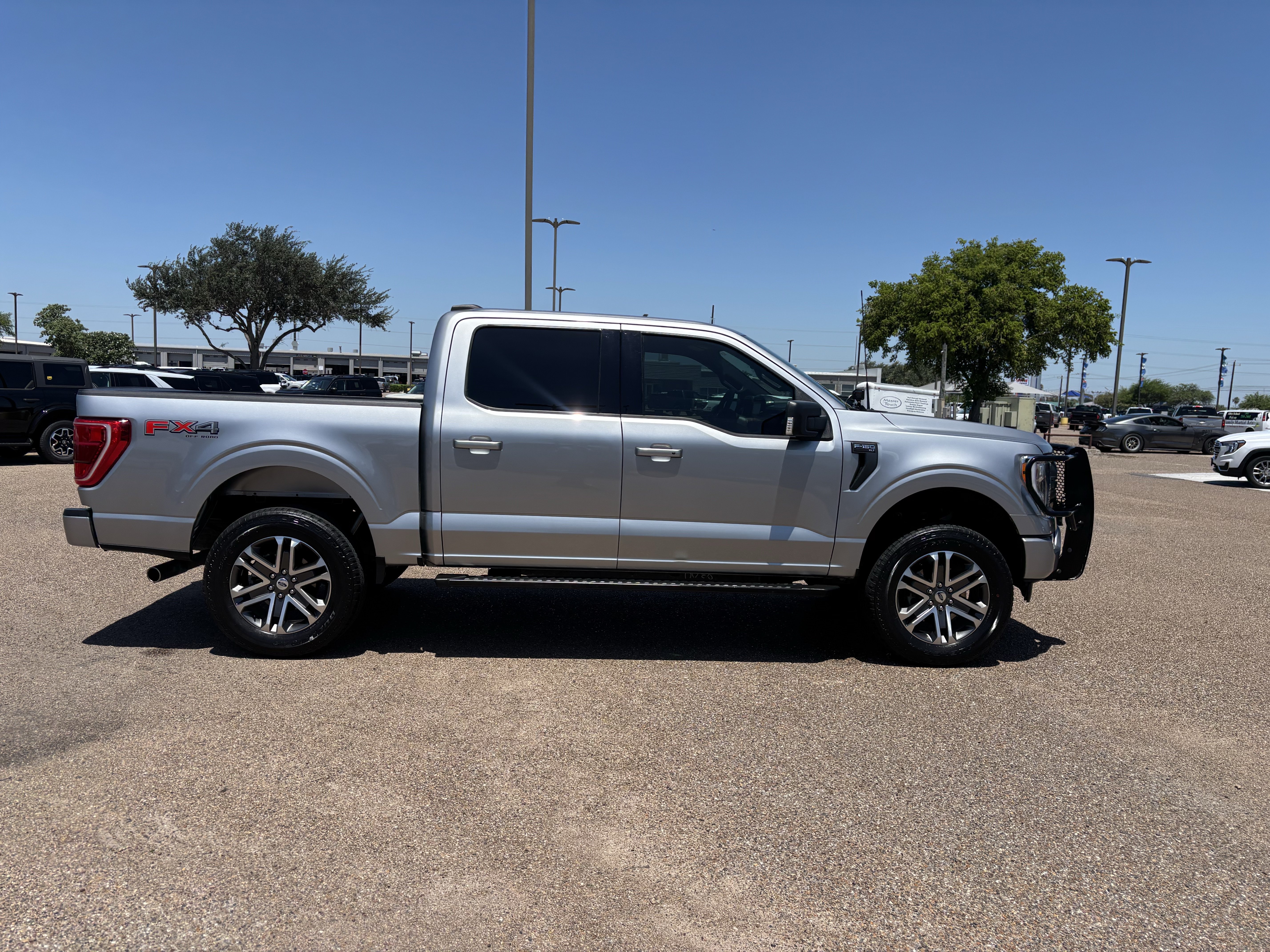 Certified 2022 Ford F150 XLT w/ Equipment Group 302A High AWD/4WD image 4