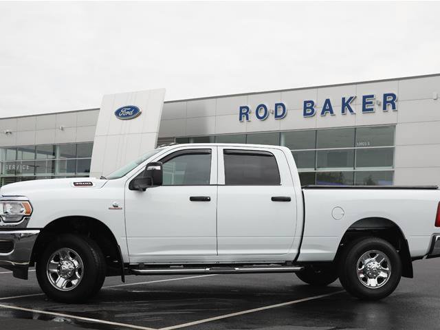 Used 2024 RAM 3500 Tradesman w/ Towing Technology Group AWD/4WD image 5
