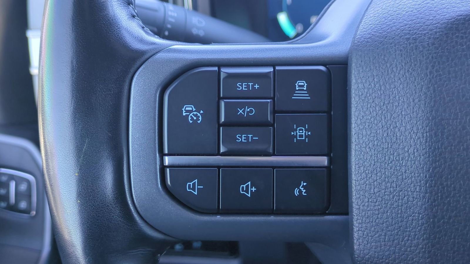 Certified 2024 Ford F250 Lariat w/ Lariat Ultimate Package image 25