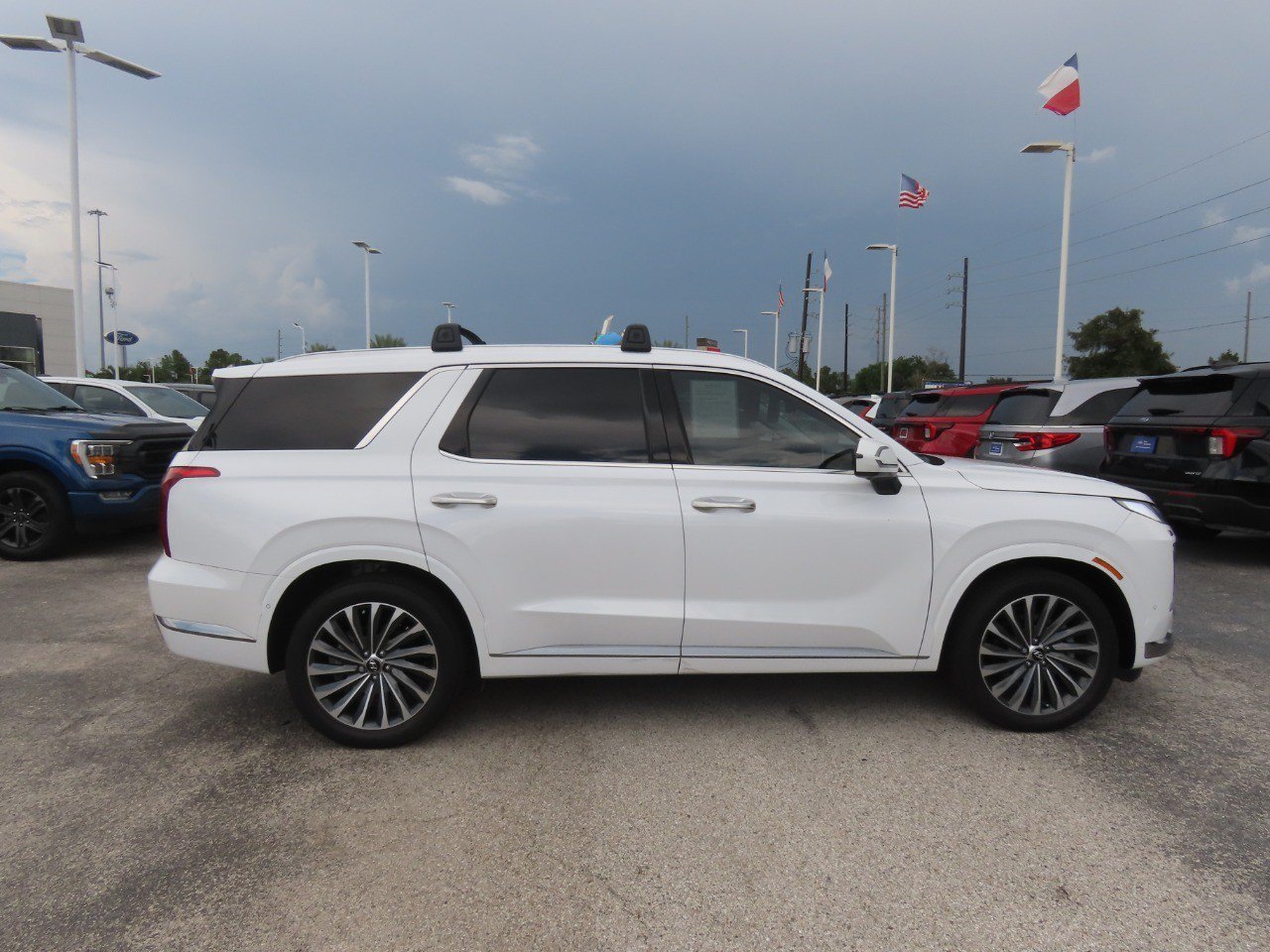 Used 2025 Hyundai Palisade Calligraphy FWD image 10