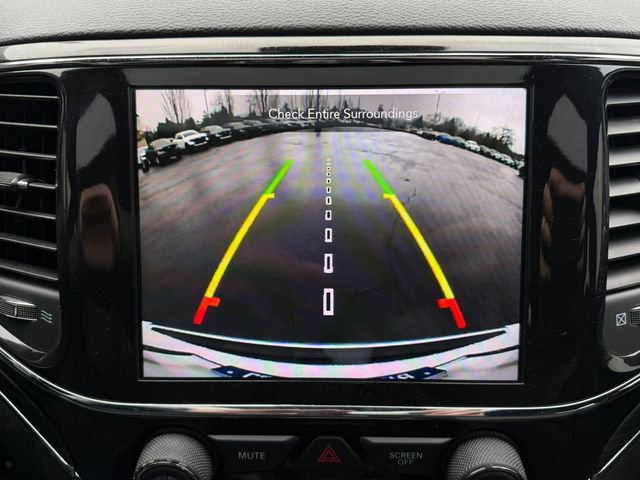 Used 2021 Jeep Grand Cherokee Limited image 23