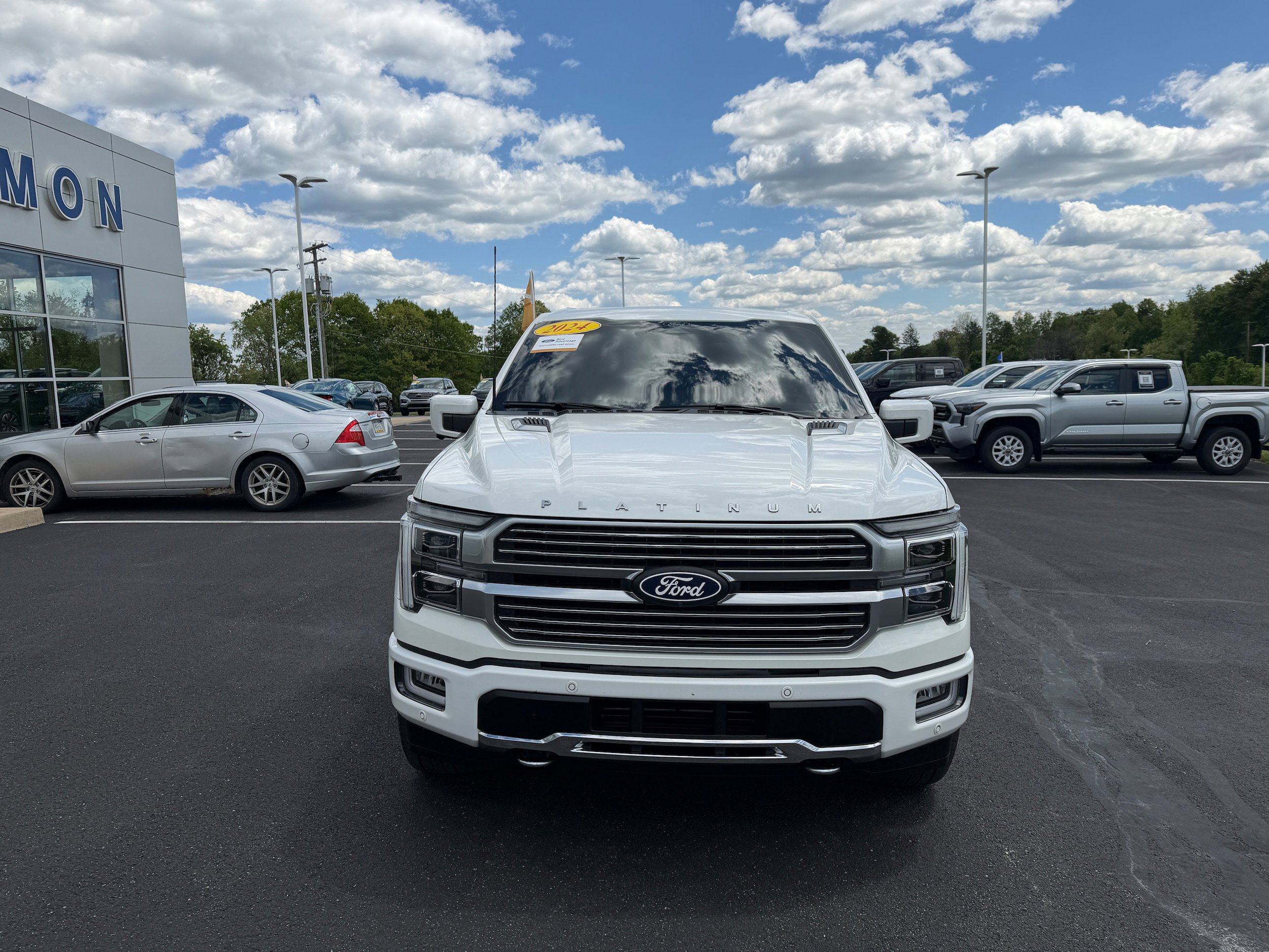 Certified 2024 Ford F150 Platinum w/ Equipment Group 703A Plus AWD/4WD image 3