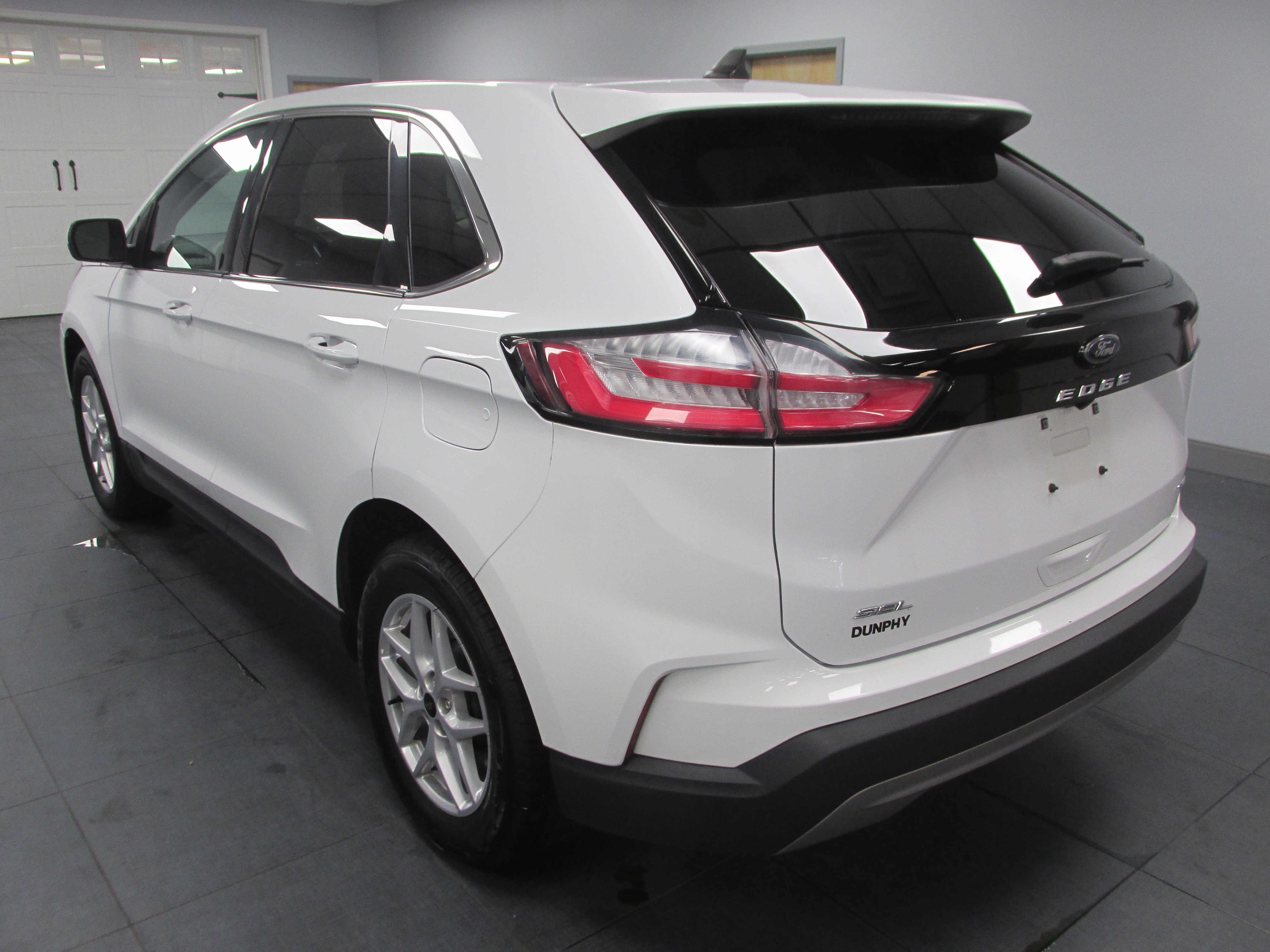 Certified 2024 Ford Edge SEL AWD/4WD image 7