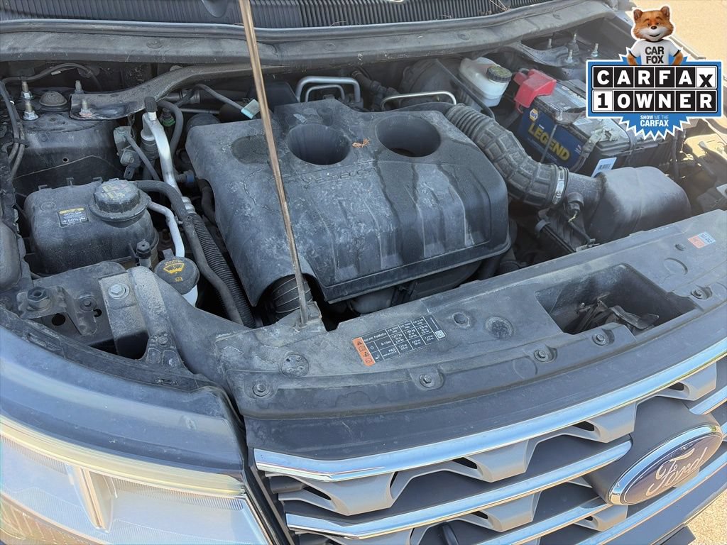 Certified 2017 Ford Explorer XLT w/ Equipment Group 201A FWD image 44