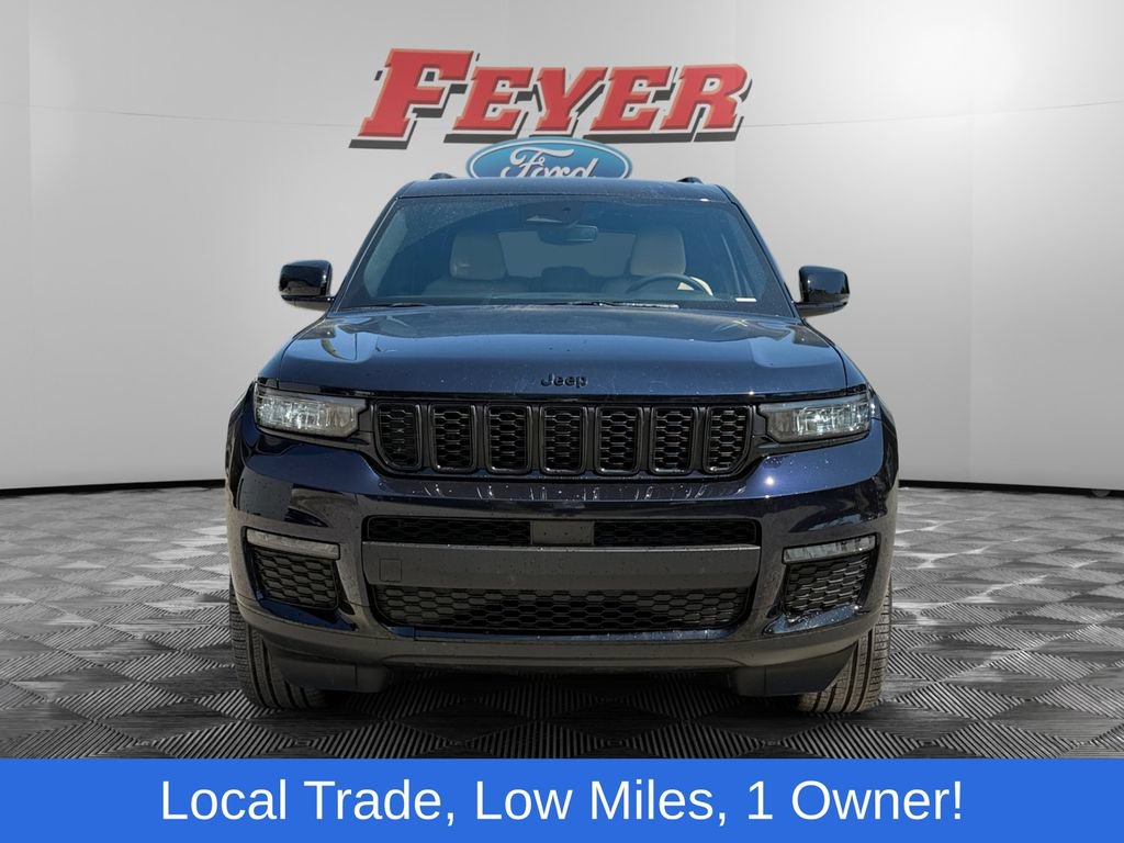 Used 2024 Jeep Grand Cherokee L Limited w/ Black Appearance Package RWD image 8