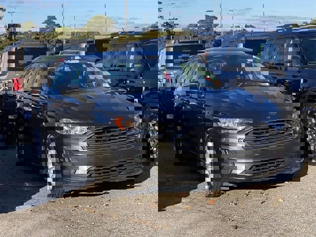 Certified 2020 Ford Fusion SE image 12