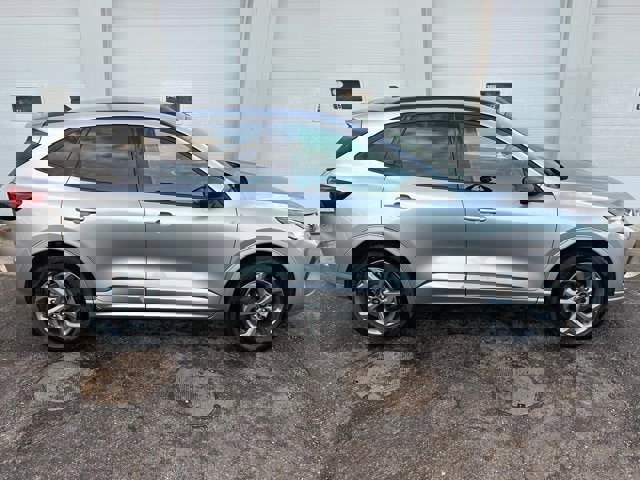 Certified 2024 Ford Escape ST-Line image 2