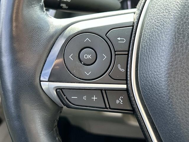 Used 2022 Toyota Camry XLE w/ Cold Weather Package image 32