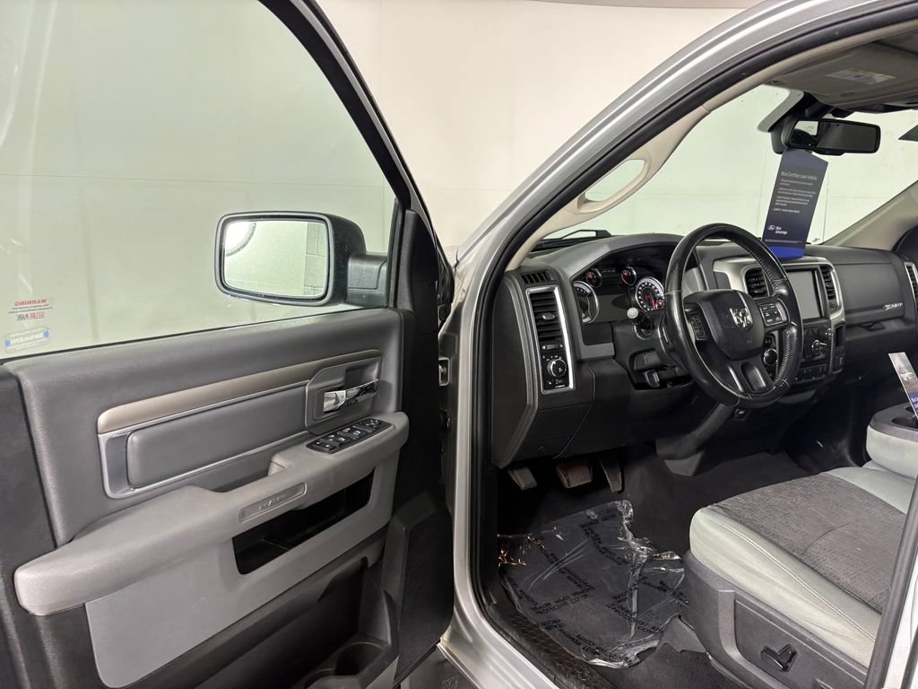Used 2019 RAM 1500 Big Horn w/ Rambox Value Package AWD/4WD image 11