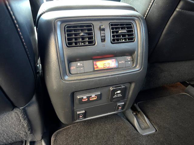 Used 2020 Nissan Pathfinder SL image 19