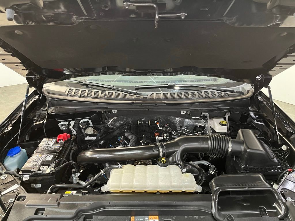 Certified 2025 Ford Expedition Platinum AWD/4WD image 7