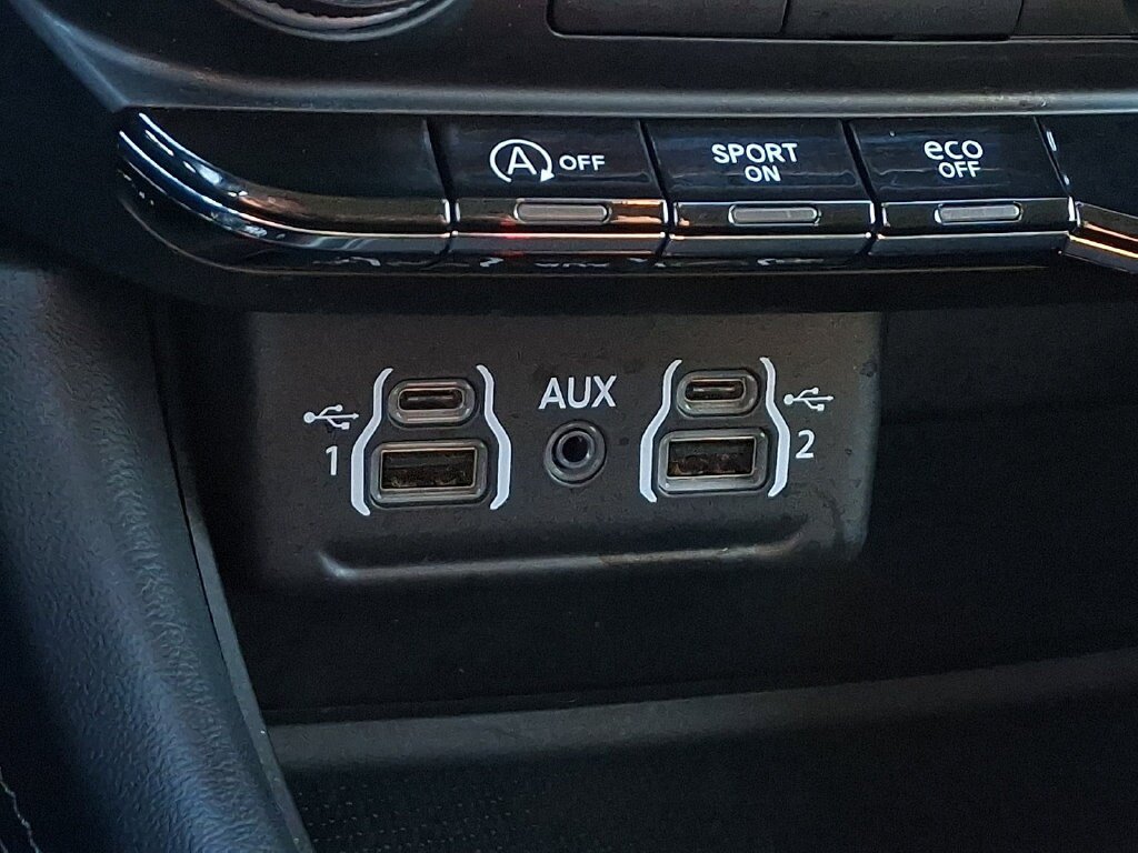 Used 2021 Dodge Durango SXT AWD/4WD image 24