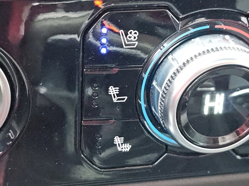 Used 2022 GMC Sierra 1500 SLT w/ SLT Convenience Package image 17