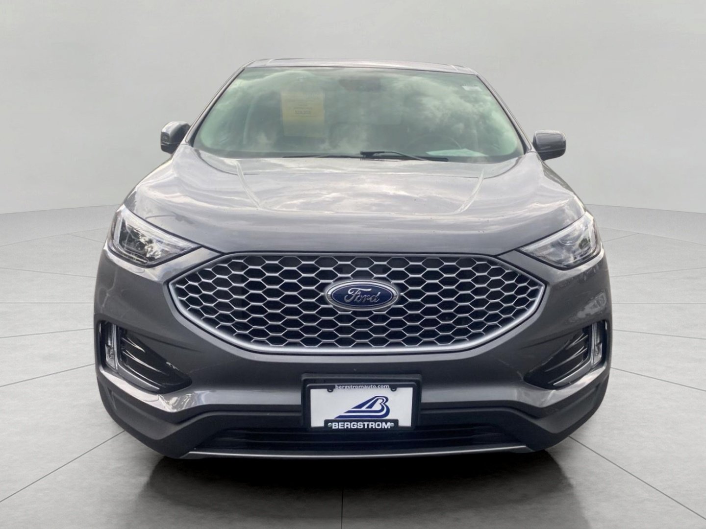 Certified 2024 Ford Edge SEL w/ Convenience Package AWD/4WD image 9