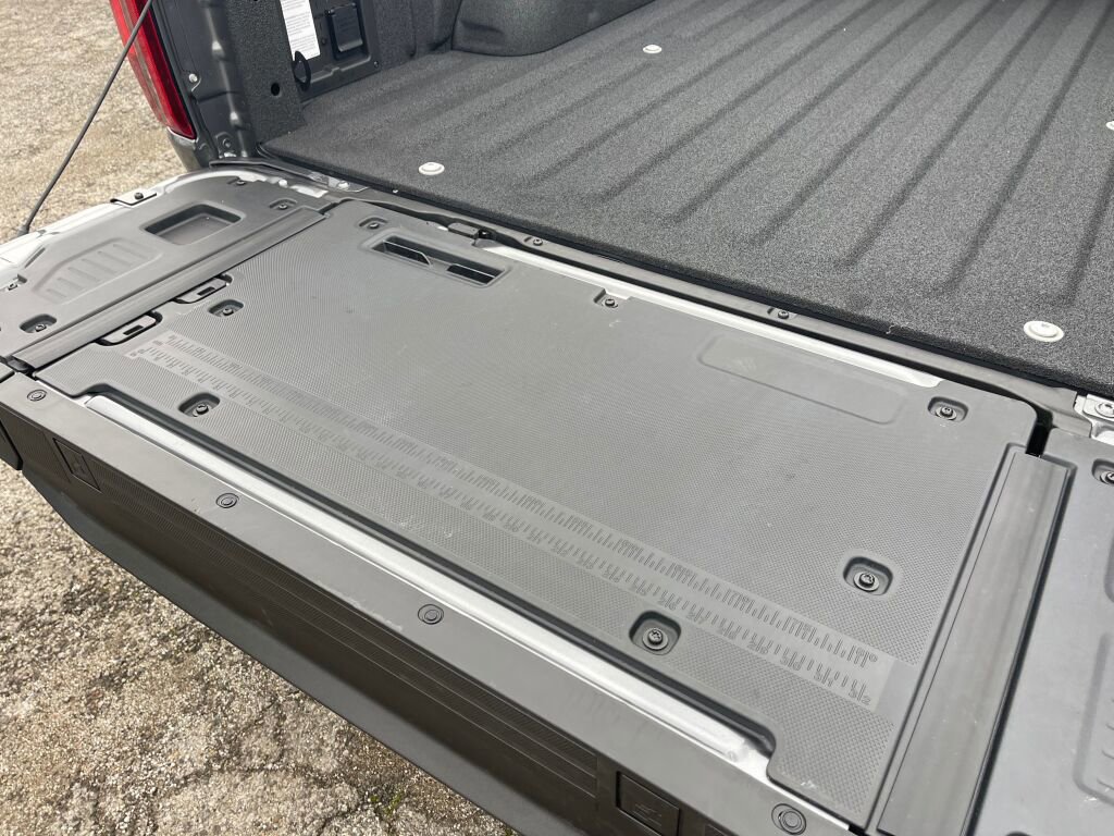 Certified 2025 Ford F150 Lariat w/ Equipment Group 502A High image 21