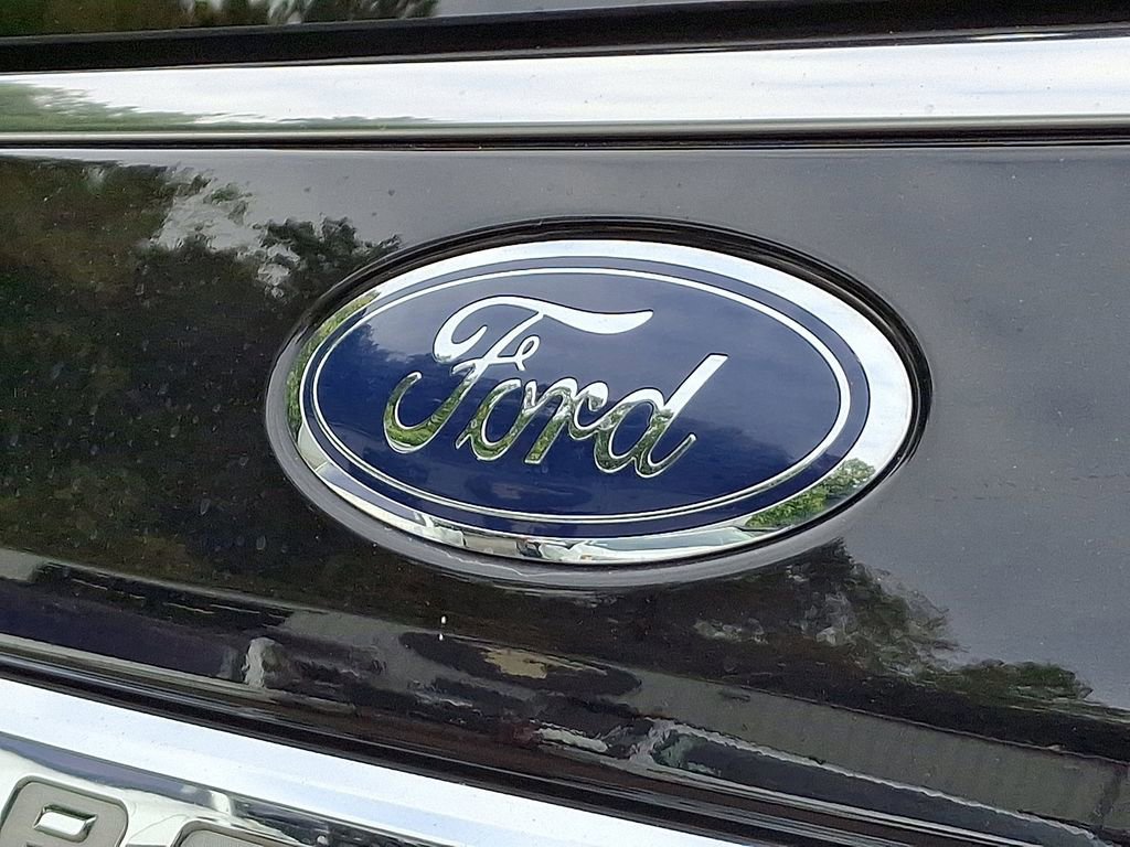 Certified 2021 Ford Expedition XLT image 32