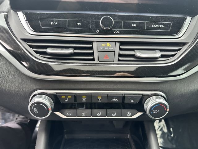Used 2024 Nissan Altima 2.5 SR w/ SR Premium Package AWD/4WD image 23