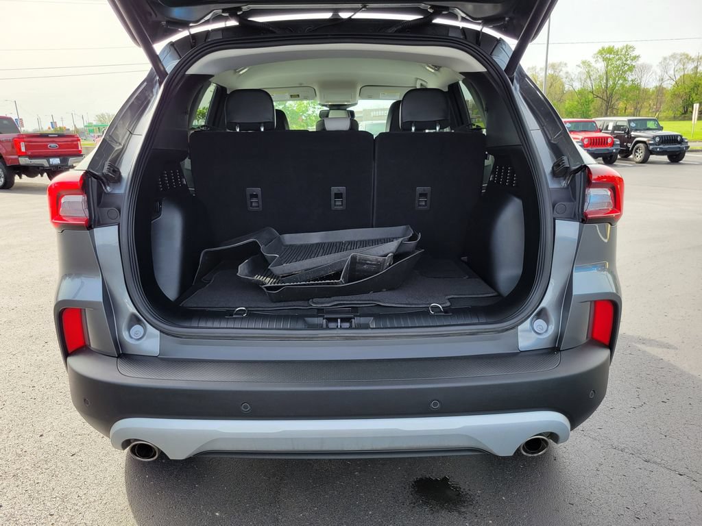 Certified 2023 Ford Escape Platinum AWD/4WD image 24