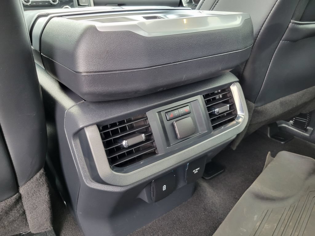 Certified 2025 Ford F150 Platinum w/ Equipment Group 702A High AWD/4WD image 29