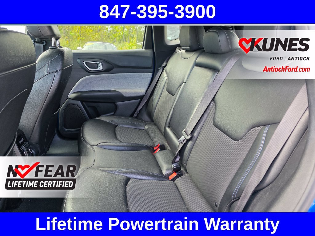 Used 2024 Jeep Compass Latitude AWD/4WD image 29