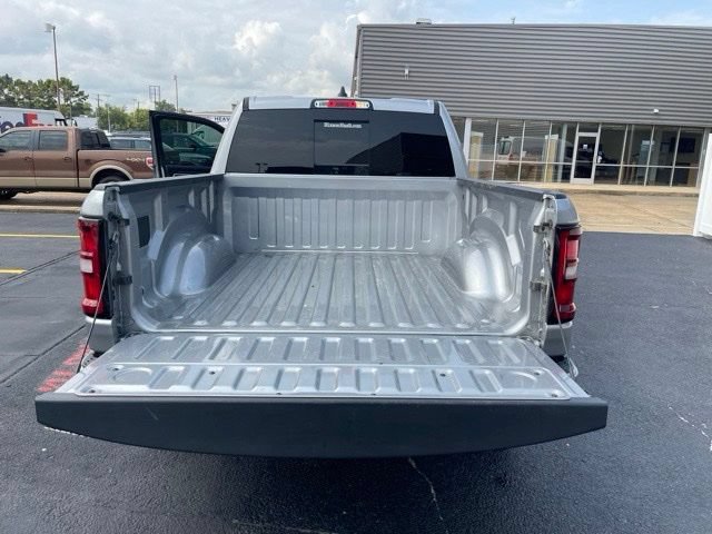 Used 2025 RAM 1500 Big Horn AWD/4WD image 31