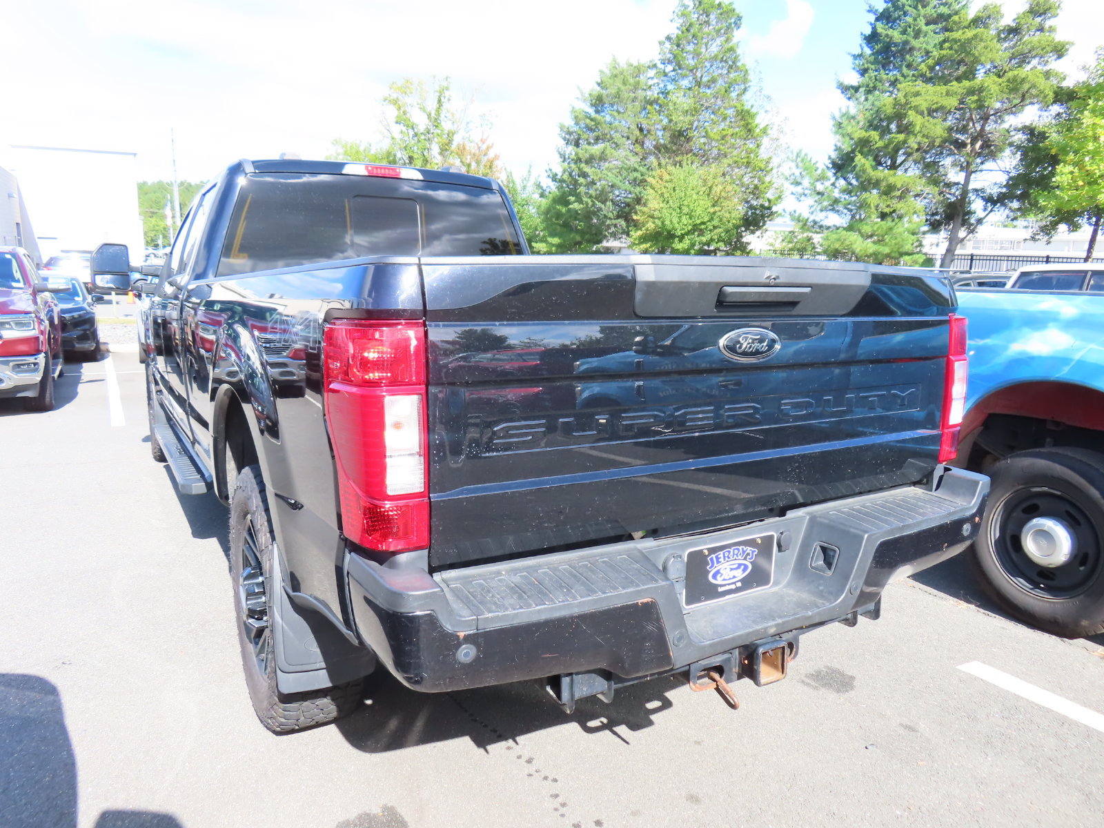 Certified 2022 Ford F350 XLT w/ Black Appearance Package AWD/4WD image 6