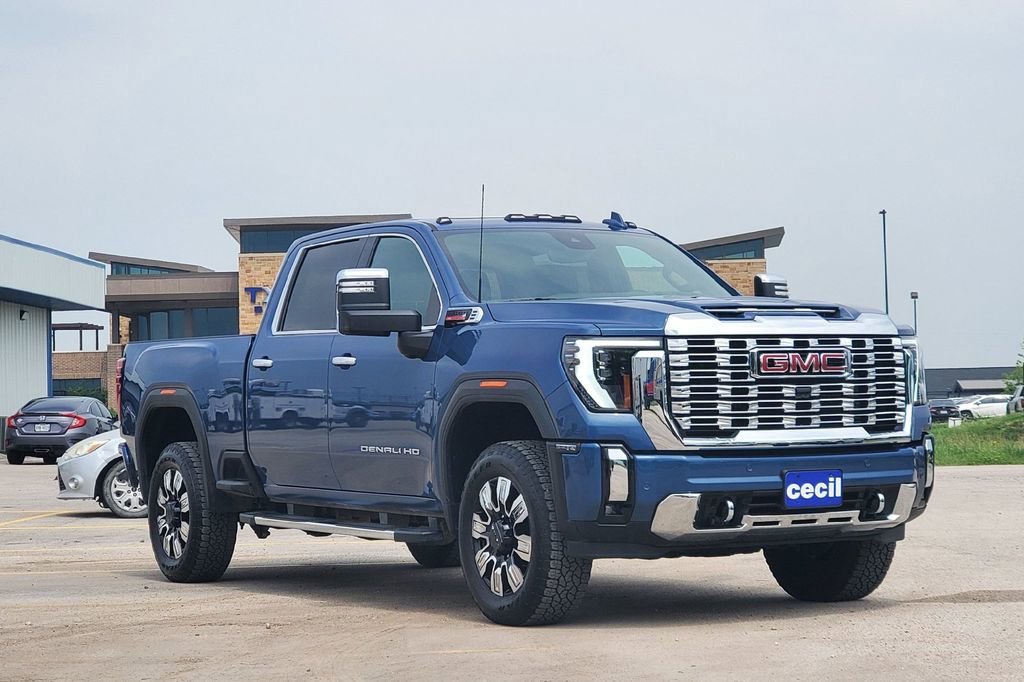 Used 2024 GMC Sierra 2500 Denali w/ Denali Reserve Package AWD/4WD image 24