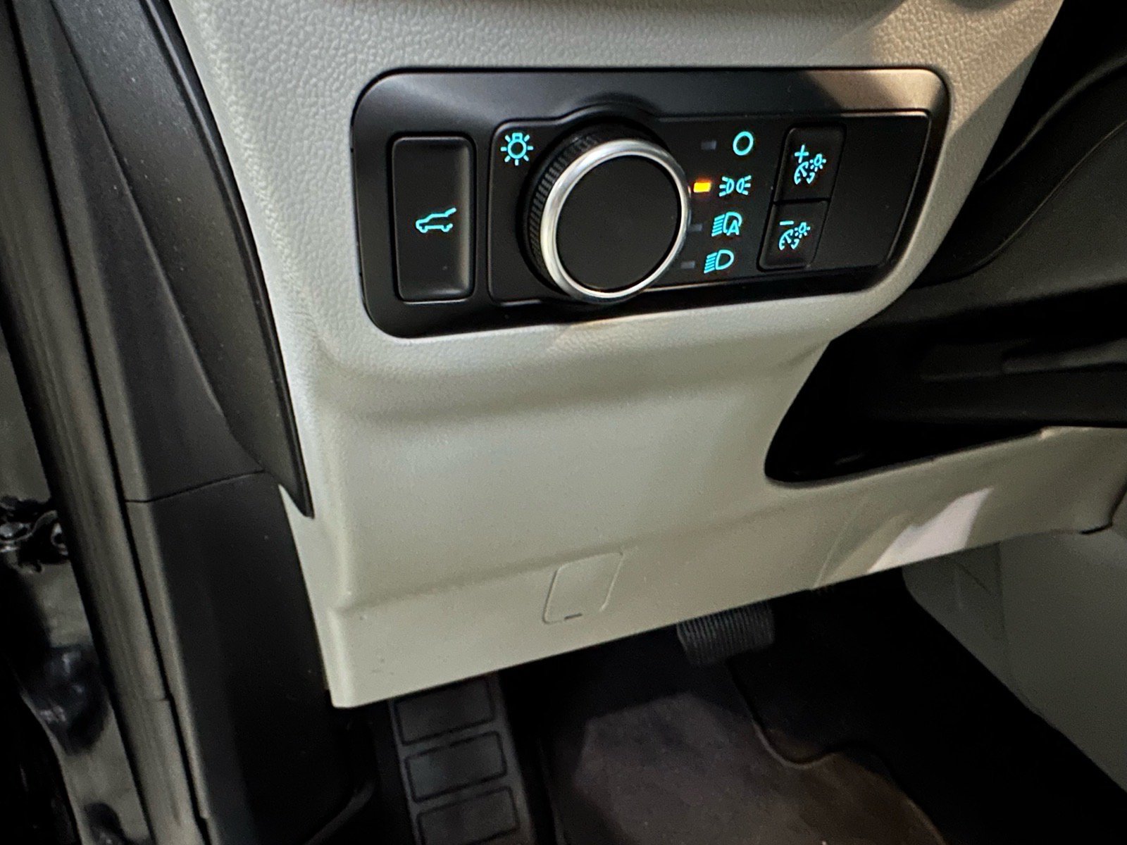 Certified 2024 Ford Escape Active FWD image 28