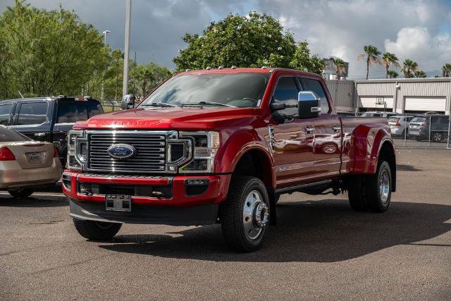 Certified 2022 Ford F450 Platinum w/ FX4 Off-Road Package AWD/4WD image 3