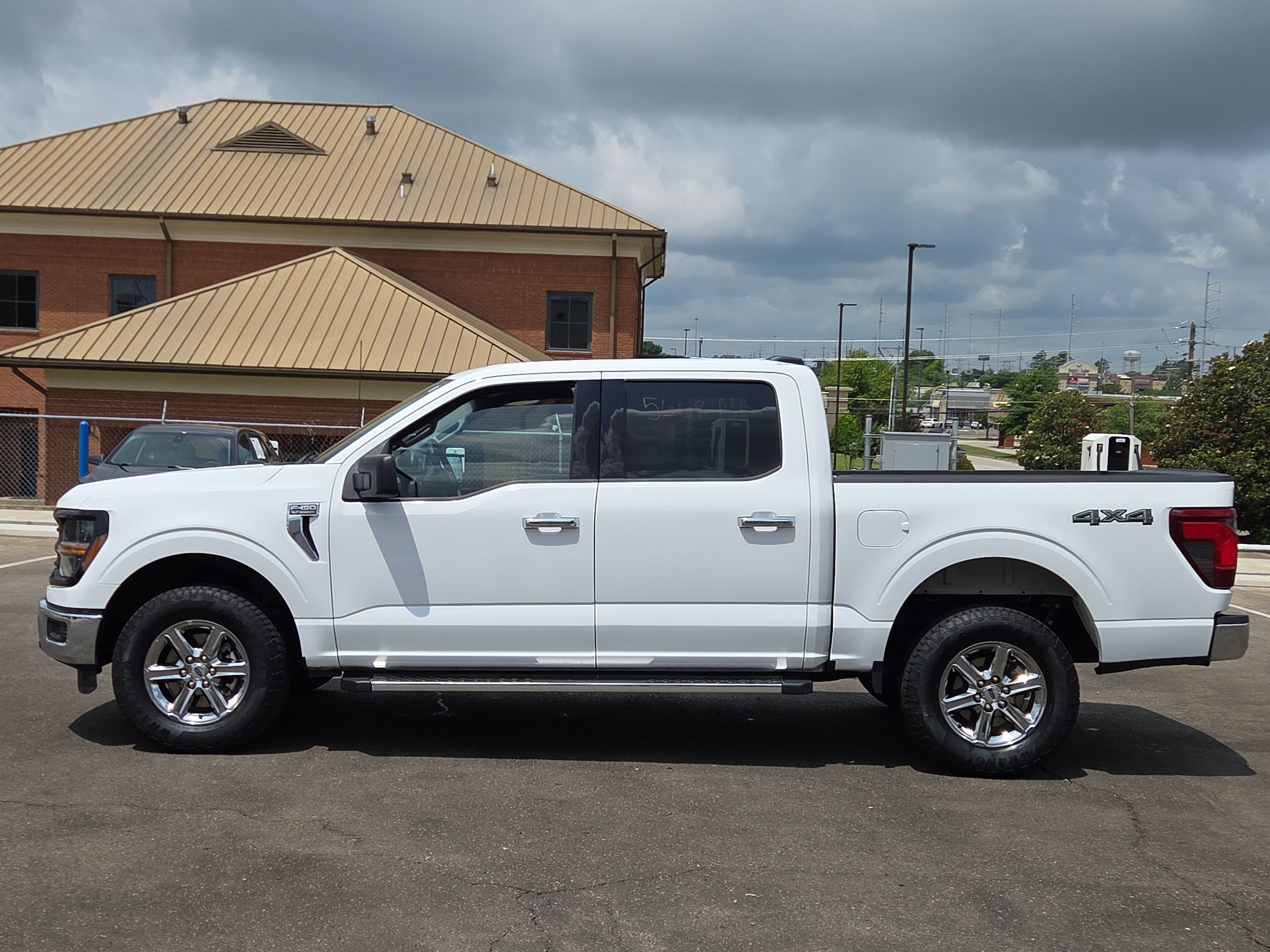 Certified 2025 Ford F150 XLT w/ Equipment Group 301A Standard AWD/4WD image 6
