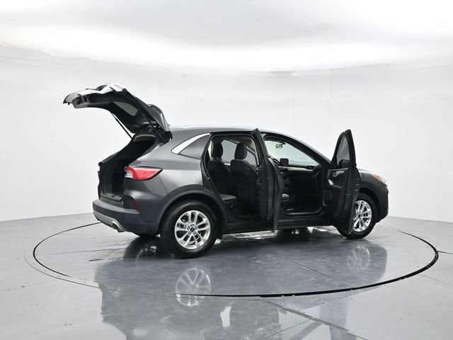 Certified 2020 Ford Escape SE image 50