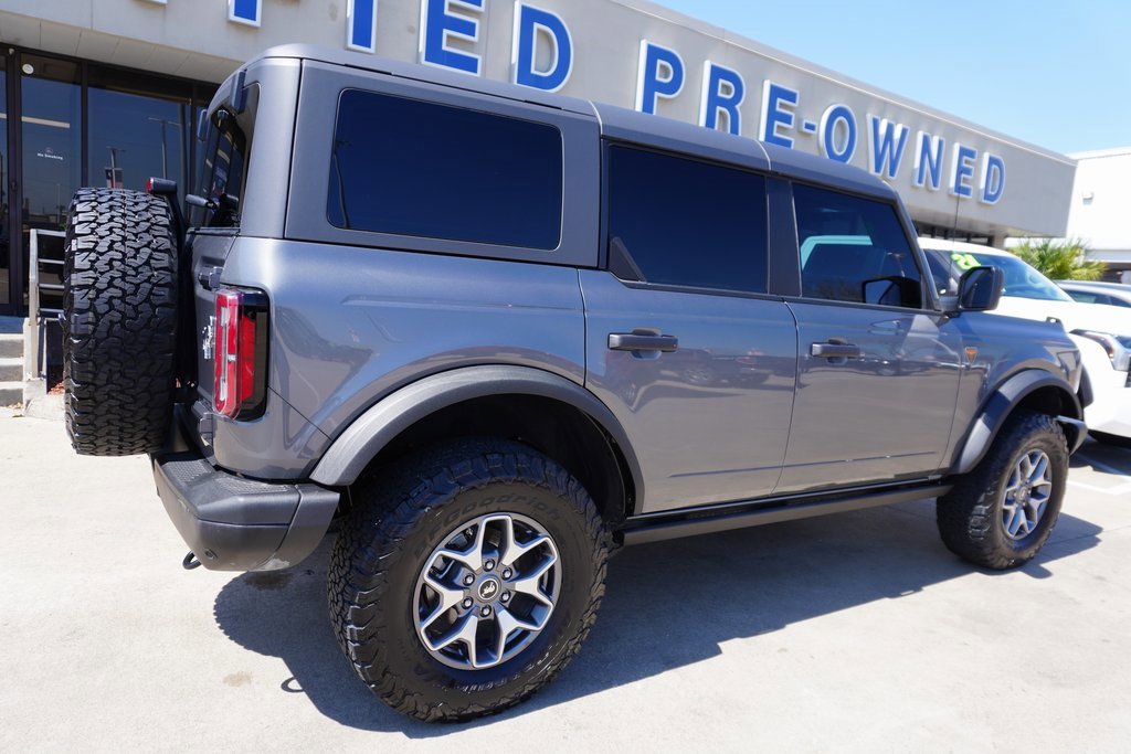 Certified 2025 Ford Bronco Badlands image 4