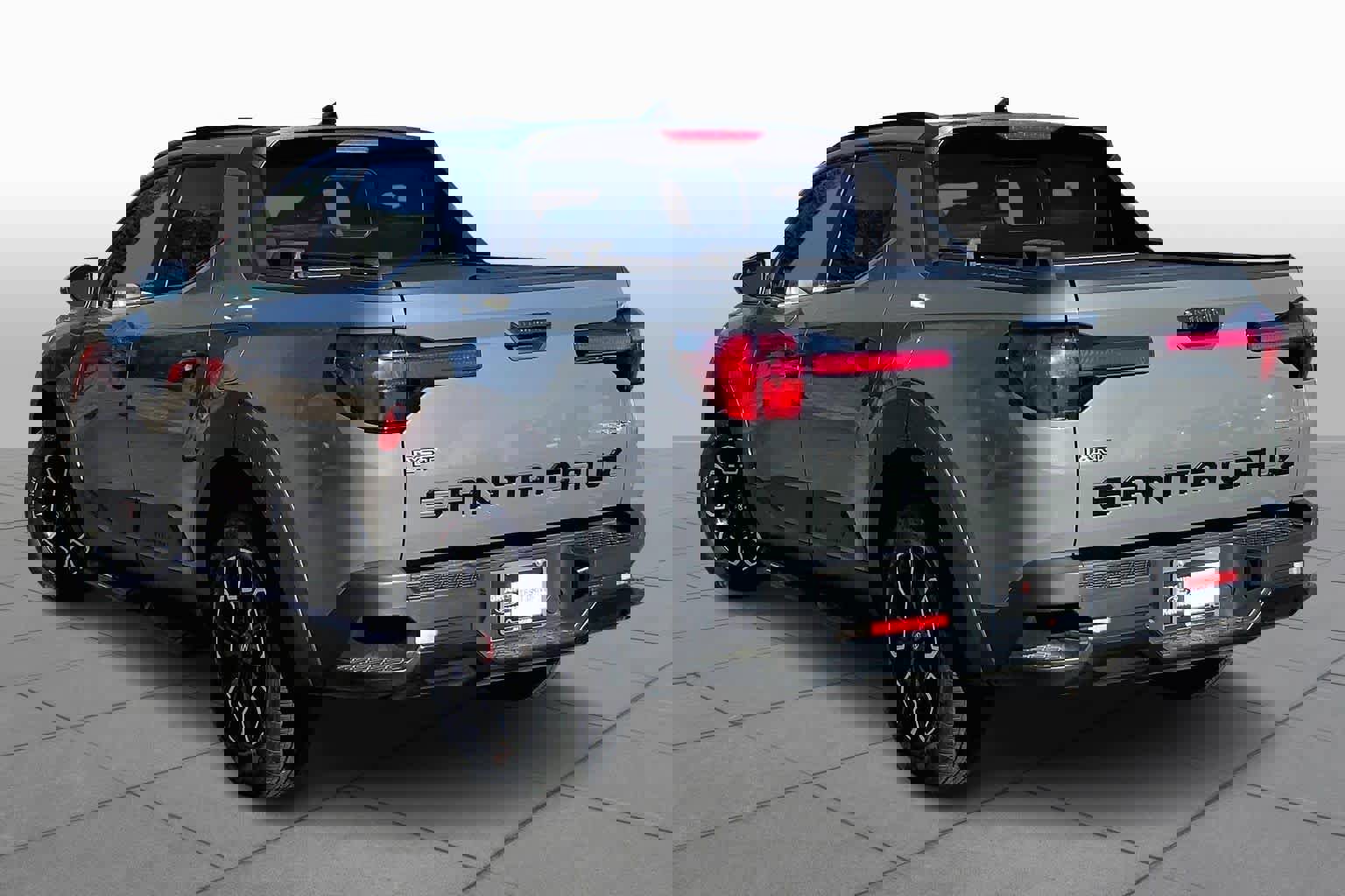 Used 2024 Hyundai Santa Cruz XRT image 2