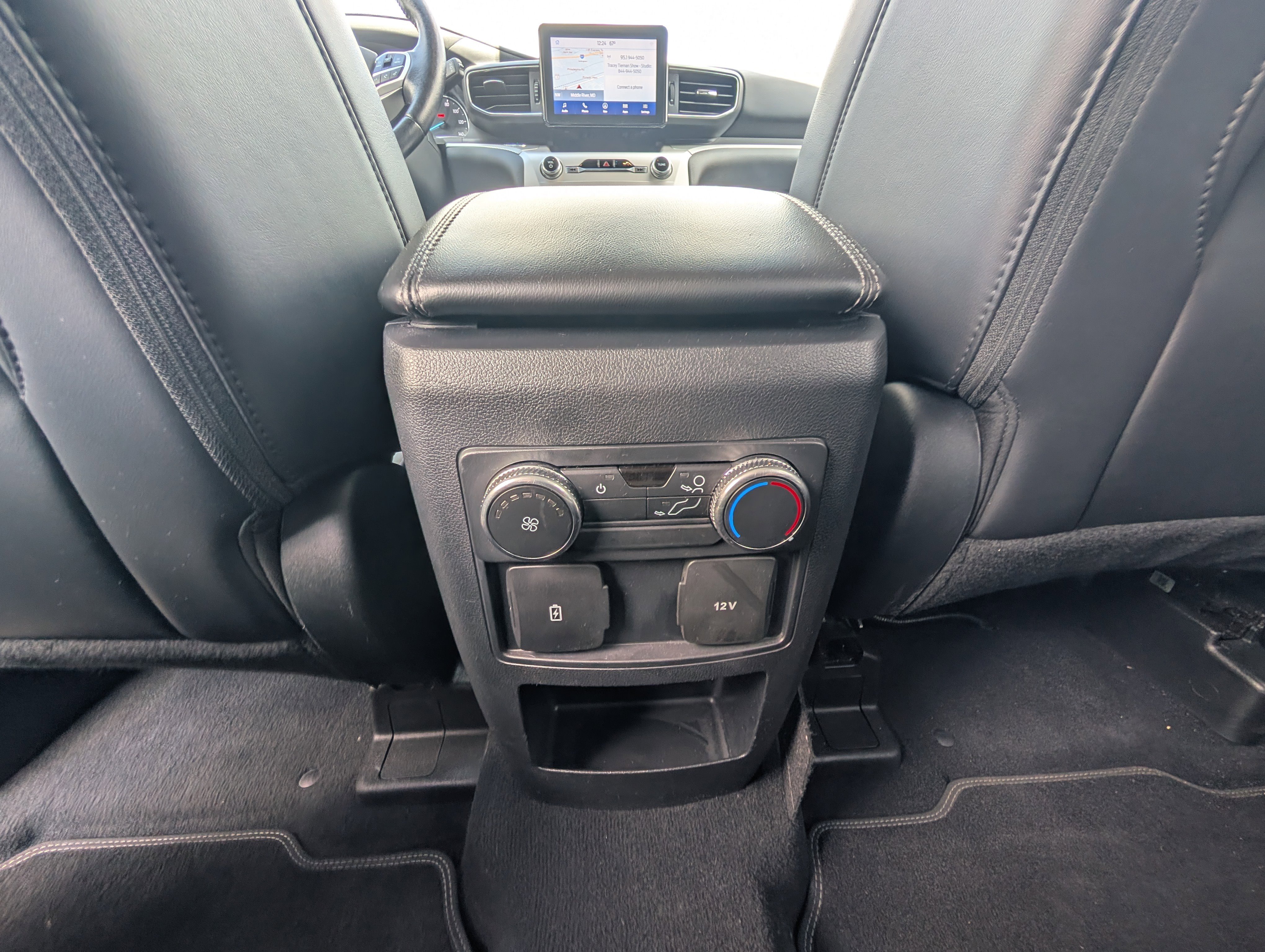 Certified 2021 Ford Explorer XLT w/ Equipment Group 202A AWD/4WD image 18