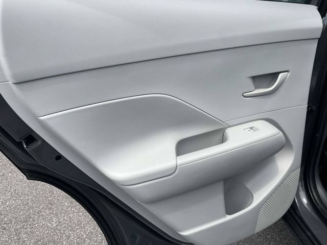 Used 2025 Hyundai Kona SEL AWD/4WD image 6