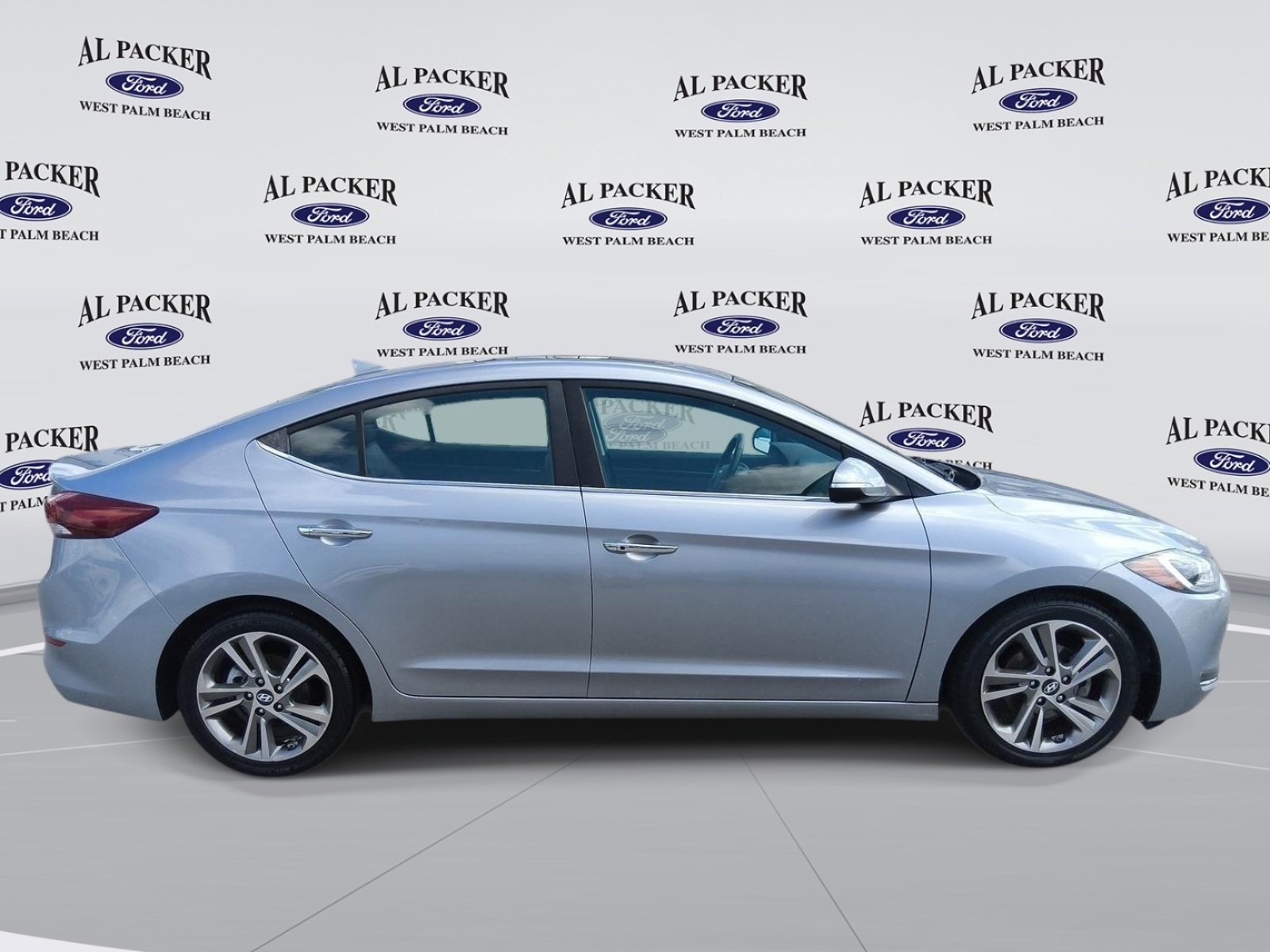 Used 2017 Hyundai Elantra Limited w/ Limited Tech Package 04 FWD image 6
