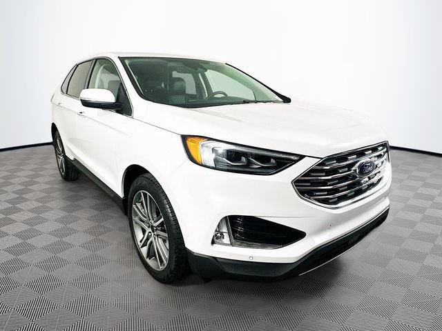 Certified 2024 Ford Edge Titanium w/ Equipment Group 301A AWD/4WD image 4