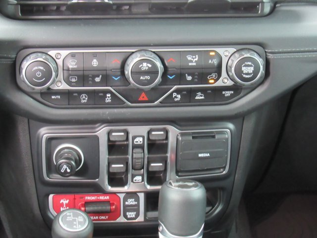 Used 2024 Jeep Wrangler Unlimited Rubicon AWD/4WD image 28