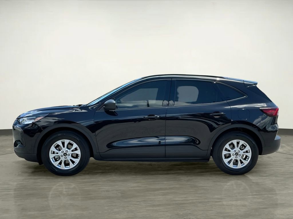 Certified 2025 Ford Escape Active w/ Tech Pack #1 FWD image 3