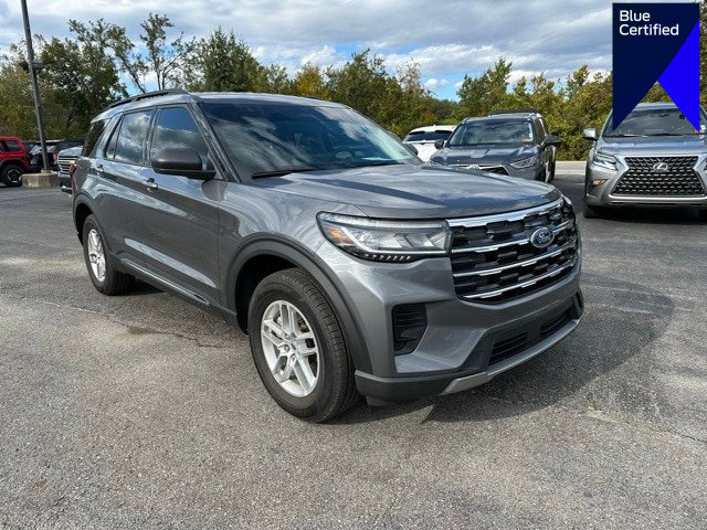 Certified 2025 Ford Explorer Active image 1