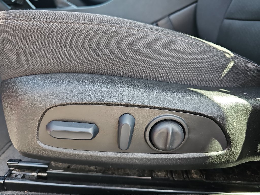 Used 2025 Chevrolet Malibu LT FWD image 27