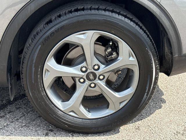 Certified 2025 Ford Escape ST-Line FWD image 9