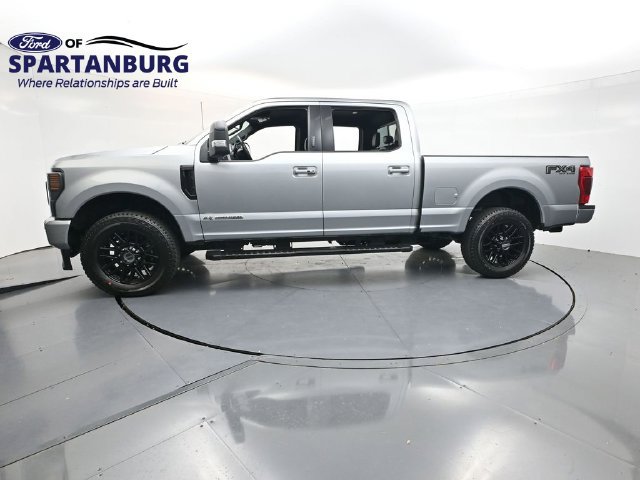 Certified 2022 Ford F250 Lariat w/ Lariat Ultimate Package AWD/4WD image 4