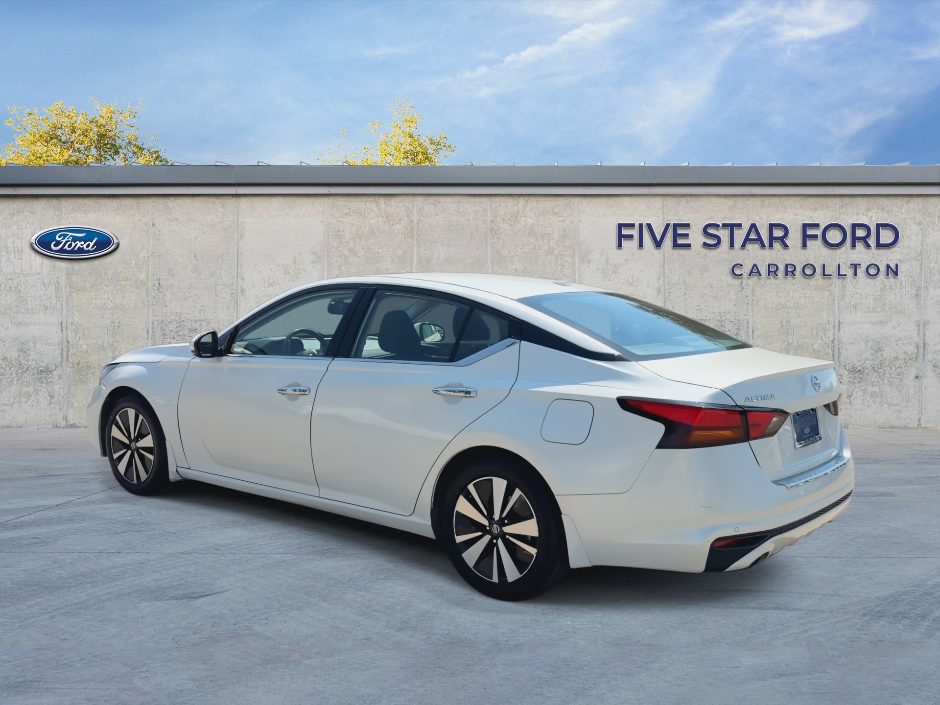 Used 2020 Nissan Altima 2.5 SV FWD image 6