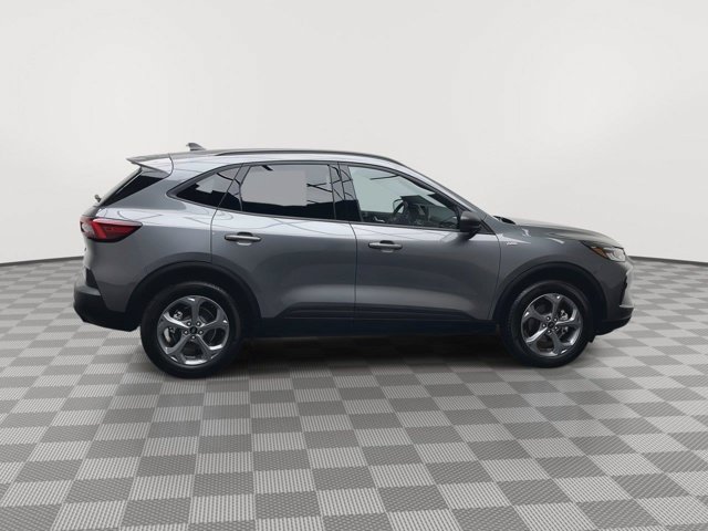Certified 2025 Ford Escape ST-Line AWD/4WD image 36