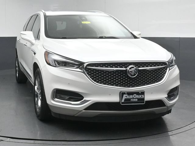 Used 2019 Buick Enclave Avenir w/ Avenir Technology Package AWD/4WD image 2