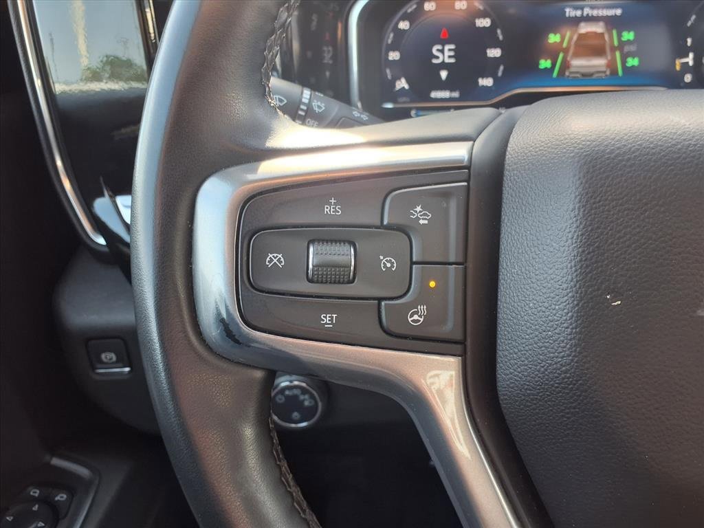 Used 2025 Chevrolet Silverado 1500 LT image 17