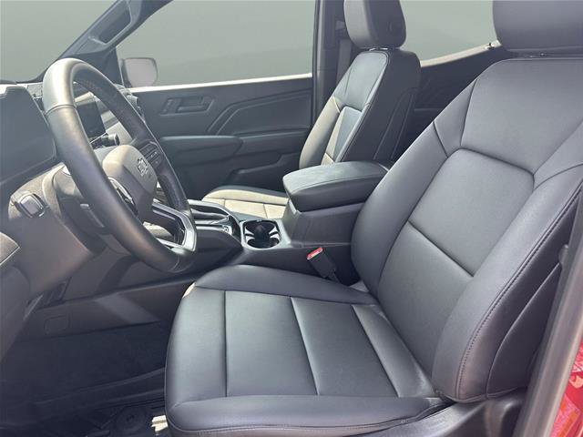 Used 2026 Chevrolet Colorado Trail Boss AWD/4WD image 11