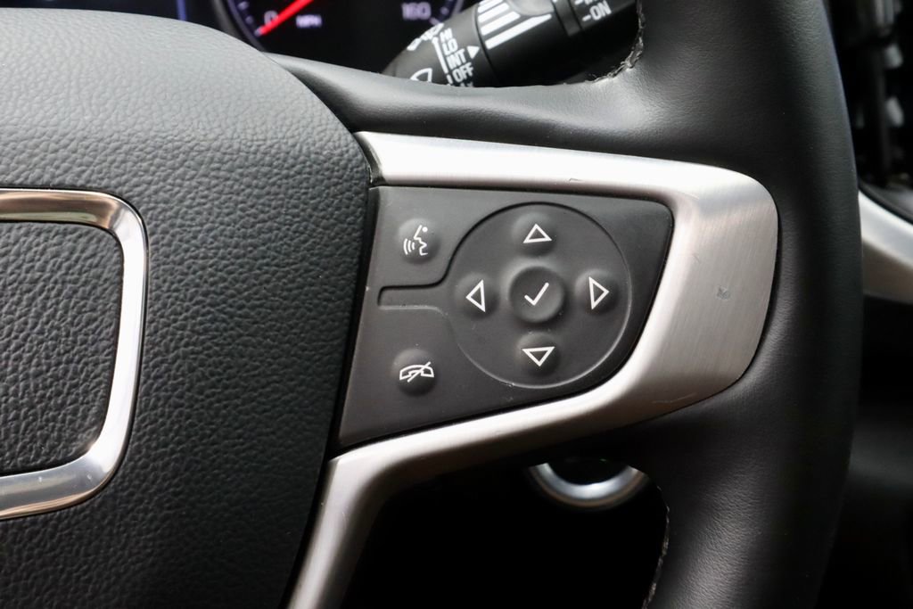 Used 2024 GMC Terrain SLT AWD/4WD image 28