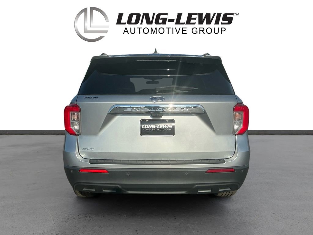 Certified 2023 Ford Explorer XLT RWD image 5